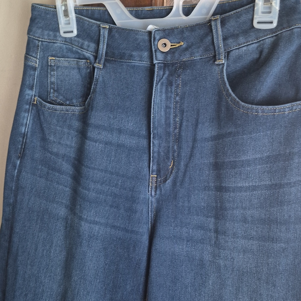 Halara Flex High Waisted Jeans Rolled Hem Wide Leg (M) - Picture 5 of 10